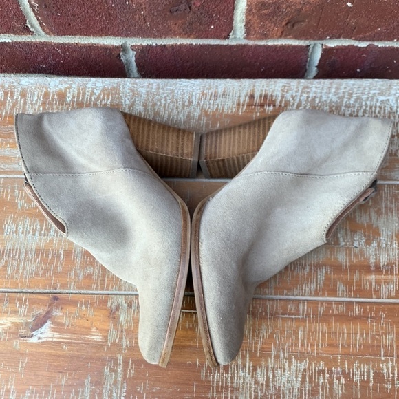Seychelles from Anthro Light Tan Suede Heeled Leather Booties - Picture 7 of 9